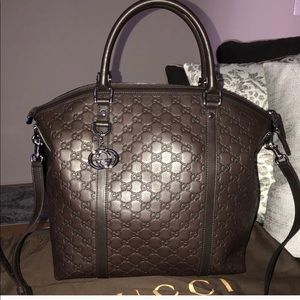 Authentic Gucci handbag (Large)
